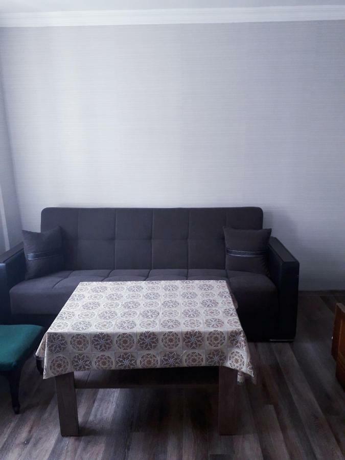 Апартаменти Apartament Sofia Боржомі Екстер'єр фото